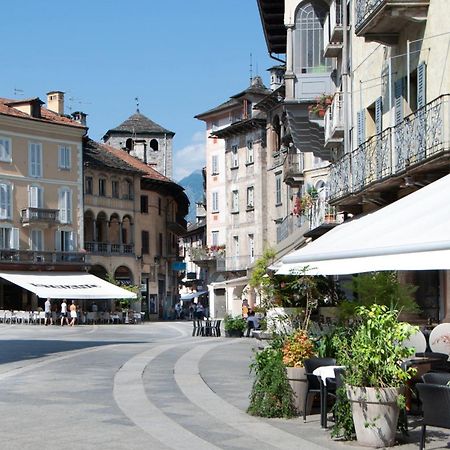 Casa Dell'Edera - Holiday Apartment In Domodossola Kültér fotó