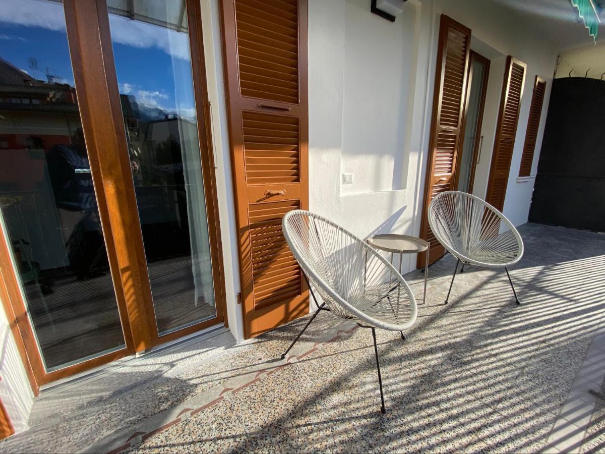 Casa Dell'Edera - Holiday Apartment In Domodossola Kültér fotó