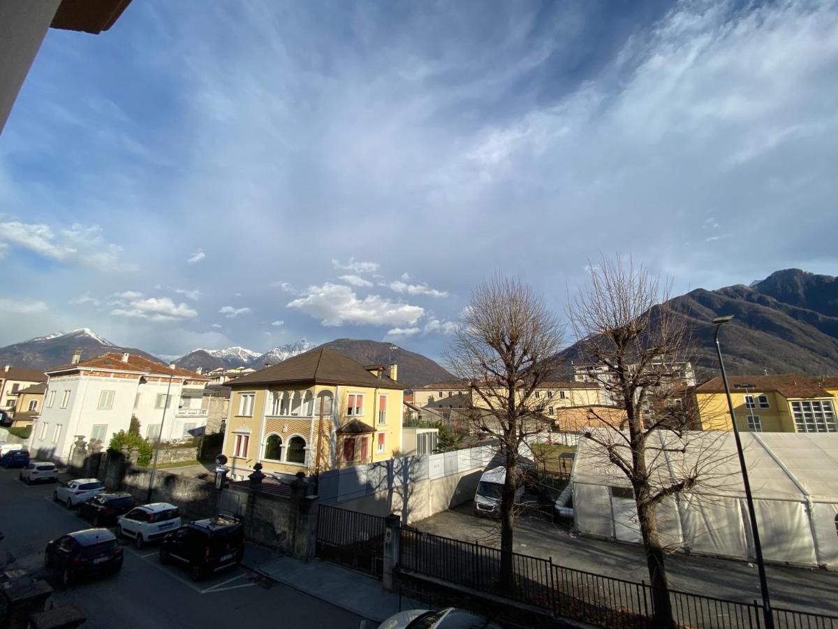 Casa Dell'Edera - Holiday Apartment In Domodossola Kültér fotó